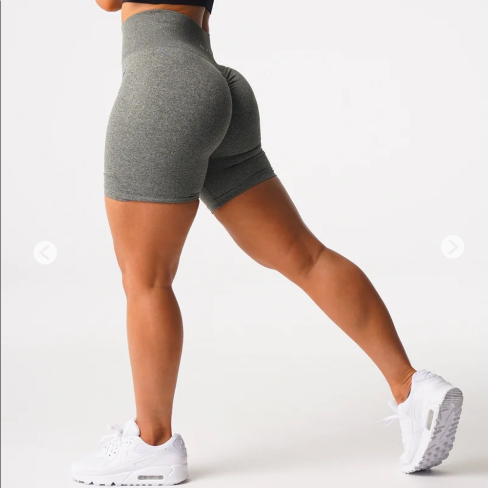 NVGTN Khaki Green Scrunch Seamless Short Size L